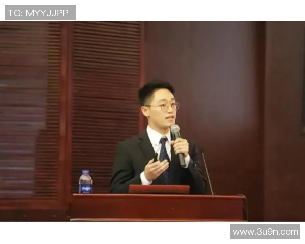 徐昕：从学术先锋到社会思考者的多维人生探索与影响力分析